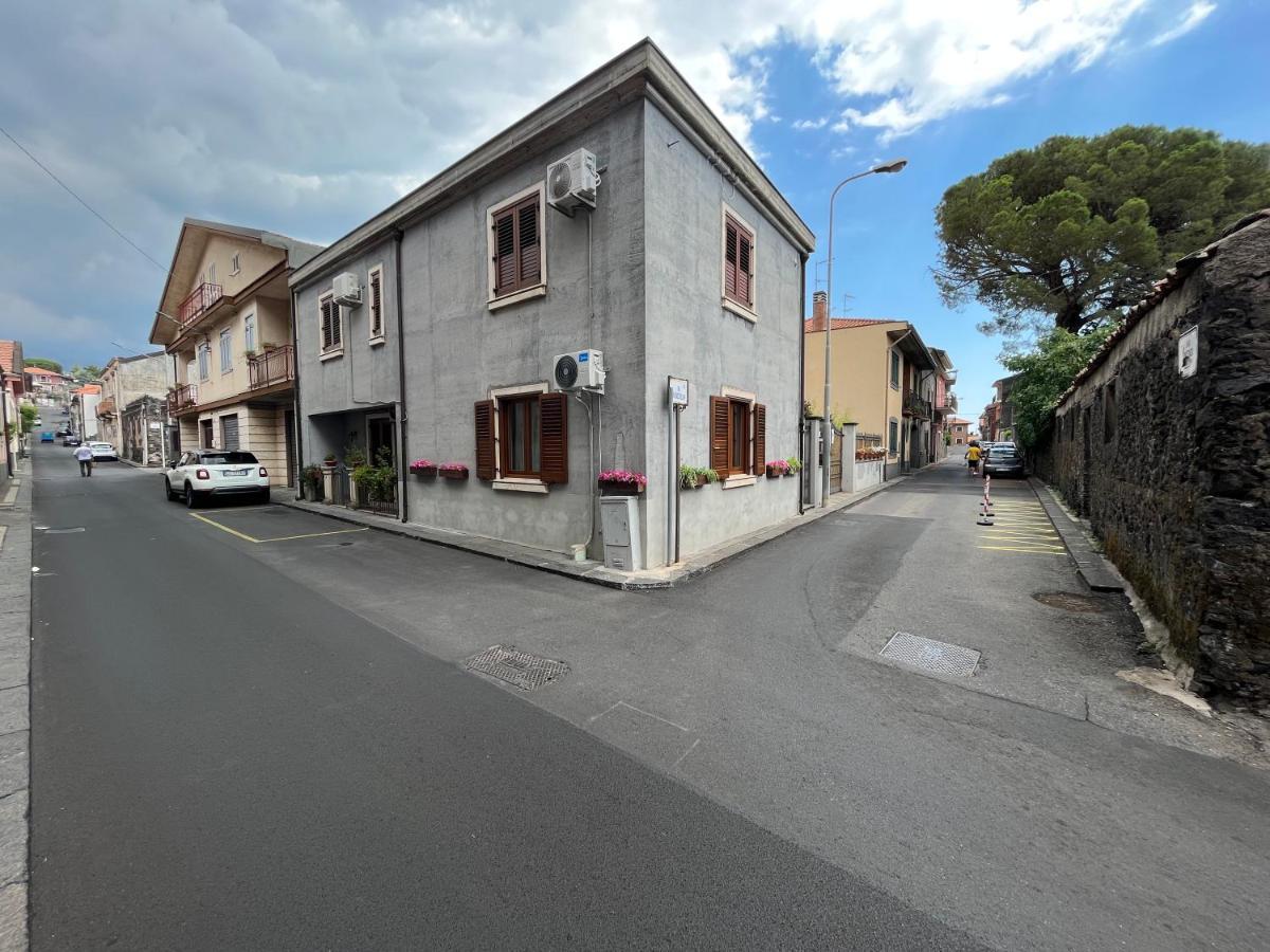 Il Borghetto Di San Giuseppe Etnarooms&Apartments Nicolosi Kültér fotó